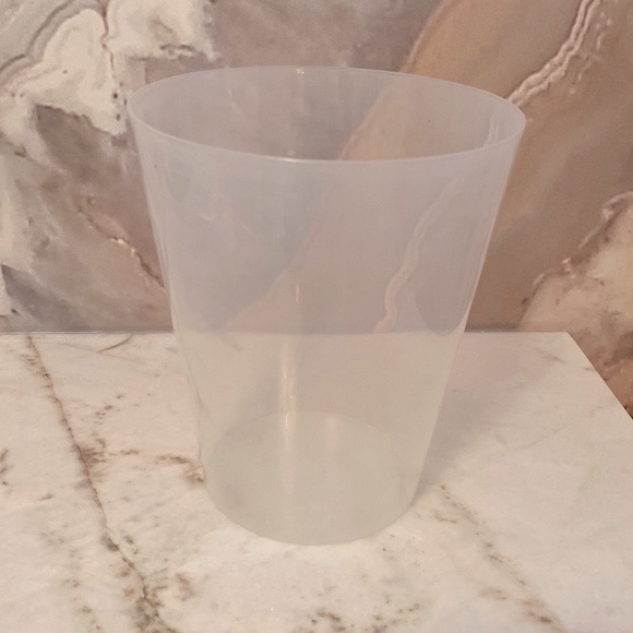 Occasion Landeau Classic Branded box for flower bouquets - Picture 7 of 9